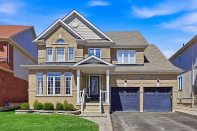 Detached in Essa