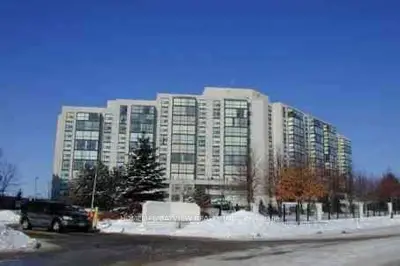 20 W Harding Boulevard W 1103, Richmond Hill, On L4c 9s4