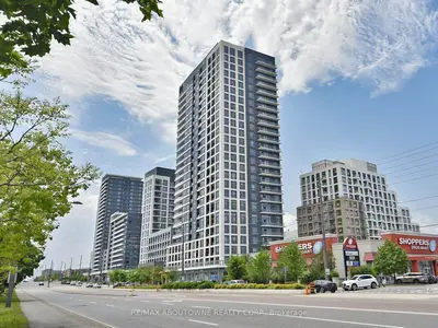 Condo Apartment in Vaughan