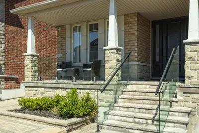 47 Vandervoort Drive, Richmond Hill, On L4e 0c7