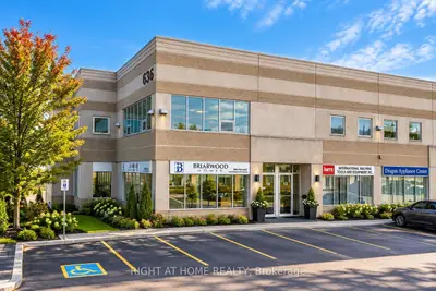 636 Edward Avenue 14, Richmond Hill, On L4c 0v4