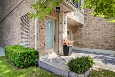 111 Powseland Crescent, Vaughan, On L4l 0c5