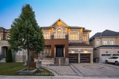 Detached in Vaughan