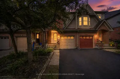 19 Evelyn Buck Lane, Aurora, On L4g 7h9