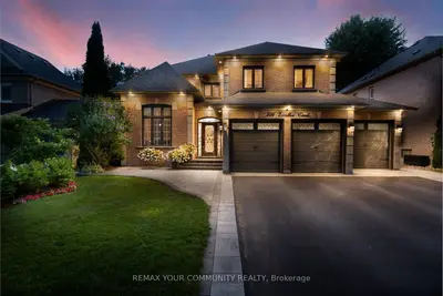 Detached in Newmarket