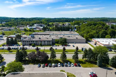 245 Edward Street, Aurora, On L4g 3m7