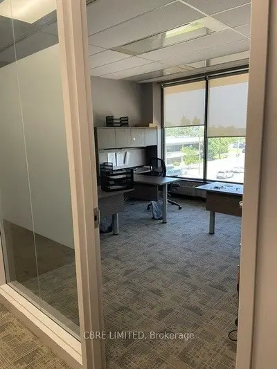 60 Renfrew Drive 300, Markham, On L3r 0e1