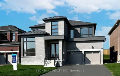 Detached in Essa