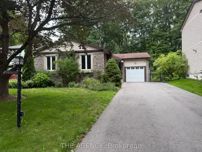 Detached in Newmarket