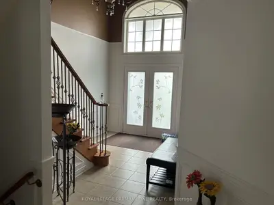 1370 Clarence Street, Vaughan, On L4h 1m7