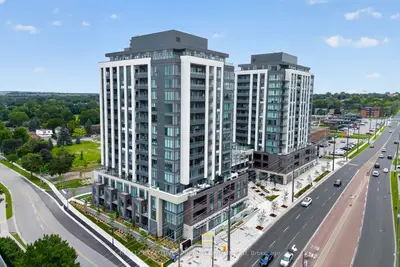 Condo Apartment in Newmarket