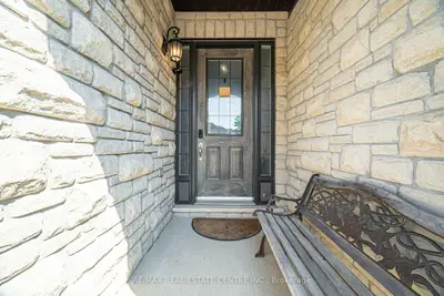 34 Alex Campbell Crescent, King, On L7b 0c2