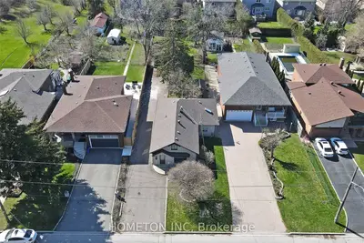 95 Yongehurst Road, Richmond Hill, On L4c 3t3