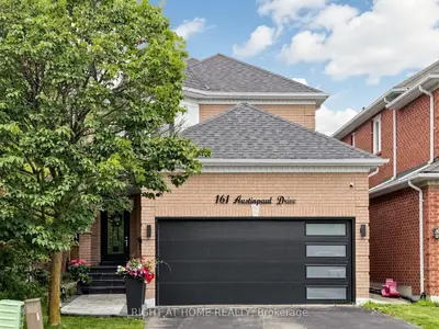 Detached in Newmarket