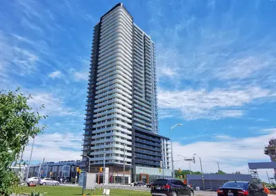 Condo Apartment in Vaughan