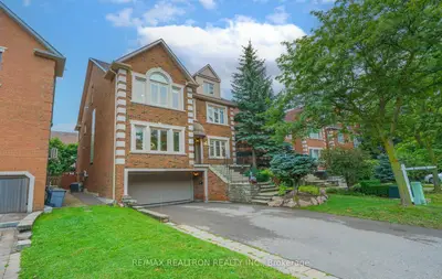 129 Theodore Place, Vaughan, On L4j 8e3