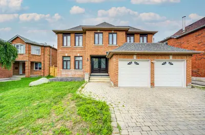 34 Loweswater Avenue, Markham, On L3r 7w5