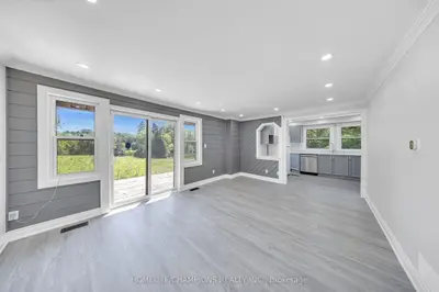 997 Mount Albert Road, East Gwillimbury, On L0g 1v0