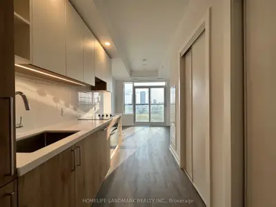 Condo Apartment in Vaughan