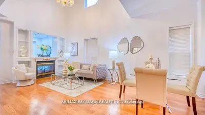 89 English Oak Drive, Richmond Hill, On L4e 3x4