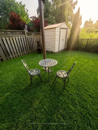 18 Nantucket Drive Bsmt, Richmond Hill, On L4e 3v1