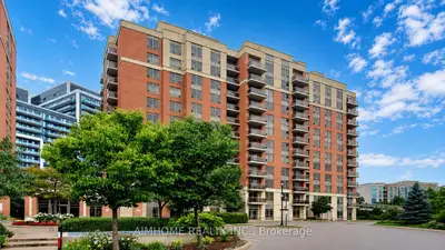 75 King William Crescent 804, Richmond Hill, On L4b 0c1