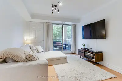 245 Pine Grove Road 110, Vaughan, On L4l 2h7