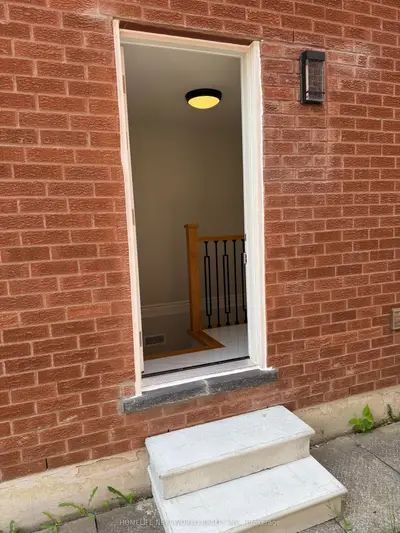 58 Squire Drive, Richmond Hill, On L4s 1c5