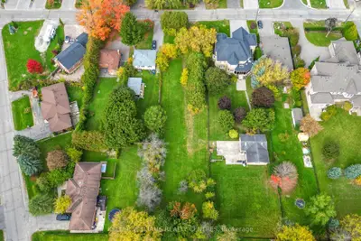 39 Maple Grove Avenue, Richmond Hill, On L4e 2v1
