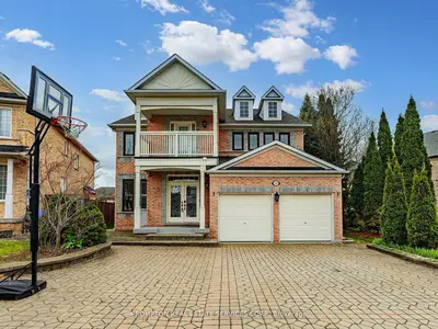 18 Bridleford Court, Markham, On L3p 7z2