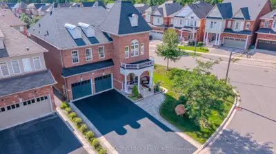 14 Clarinet Lane, Whitchurch-stouffville, On L4a 4n1