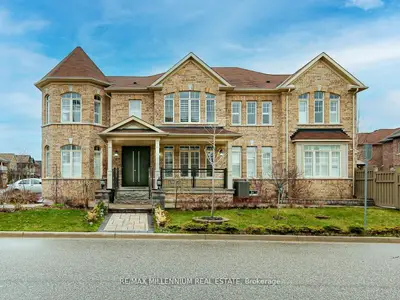 Detached in Vaughan