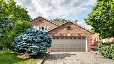 Detached in Markham
