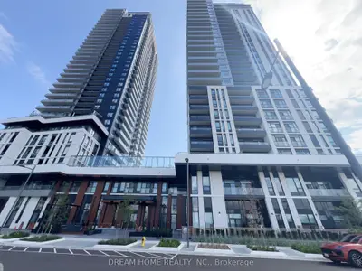 Condo Apartment in Vaughan