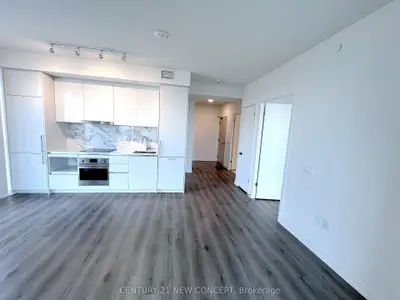 Condo Apartment in Vaughan