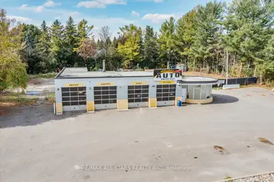 14806 Woodbine Avenue, Whitchurch-stouffville, On L4a 2c9
