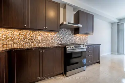 109 Wesmina Avenue, Whitchurch-stouffville, On L4a 4w5