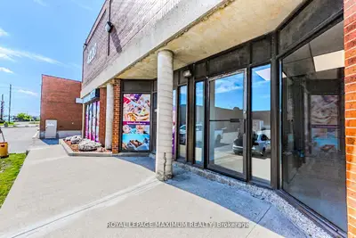 4220 Steeles Avenue W C10, Vaughan, On L4l 3s8