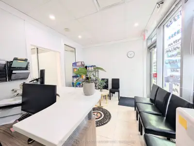 7181 Yonge Street 2, Markham, On L3t 0c7