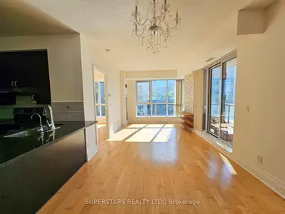 1 Upper Duke Crescent 509, Markham, On L6g 0b6