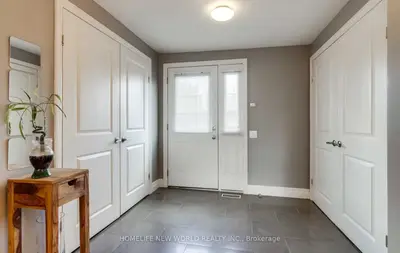 32 Canal Street, Georgina, On L4p 1k5