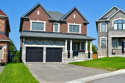 82 Lawrence D. Pridham Avenue, New Tecumseth, On L9r 0x1