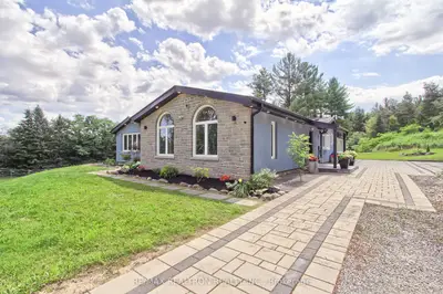 3433 Mount Albert Road, East Gwillimbury, On L0g 1v0