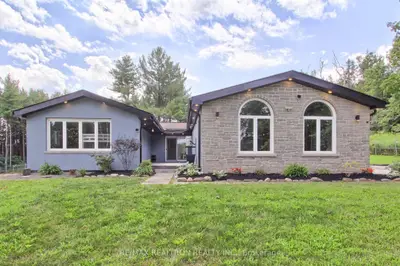 3433 Mount Albert Road, East Gwillimbury, On L0g 1v0
