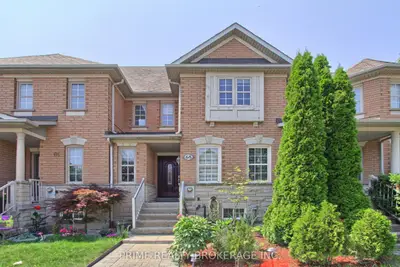 68 Ellesmere Street, Richmond Hill, On L4b 4e3