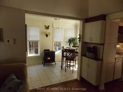 10 Rosehill Drive, Whitchurch-stouffville, On L4a 7x3