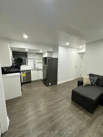 97 Forest Edge Crescent, East Gwillimbury, On L9n 0s6