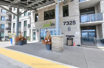 Common Element Condo in Markham