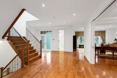 93 Oak Avenue, Richmond Hill, On L4c 6r6