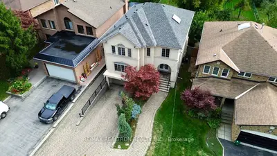 93 Oak Avenue, Richmond Hill, On L4c 6r6
